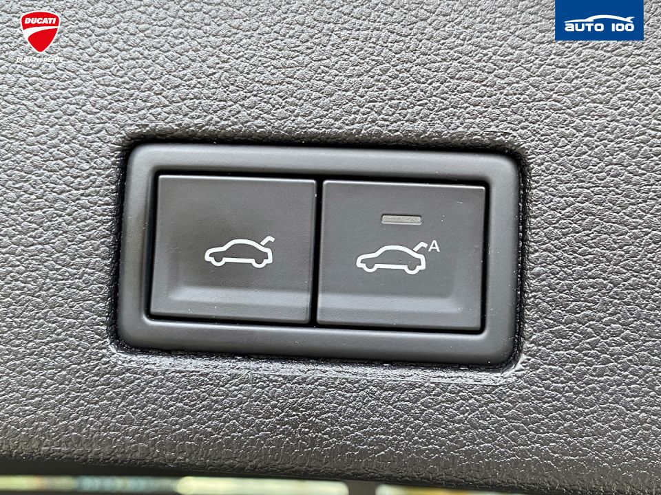 Volkswagen Touareg Elegance 4Motion 3.0 TDI SCR 170kW