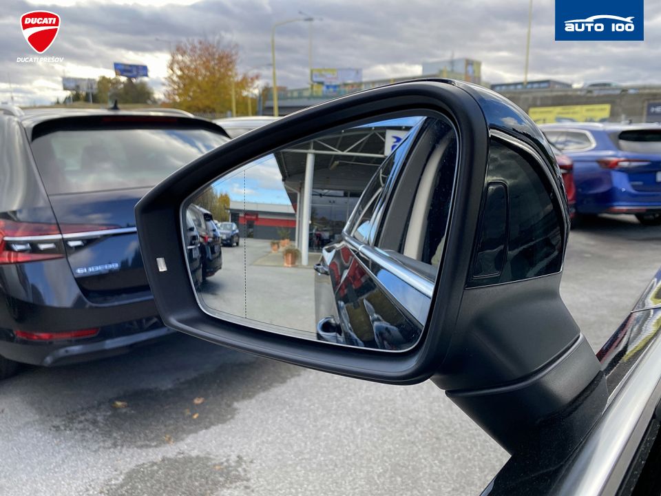 Volkswagen Touareg Elegance 4Motion 3.0 TDI SCR 170kW