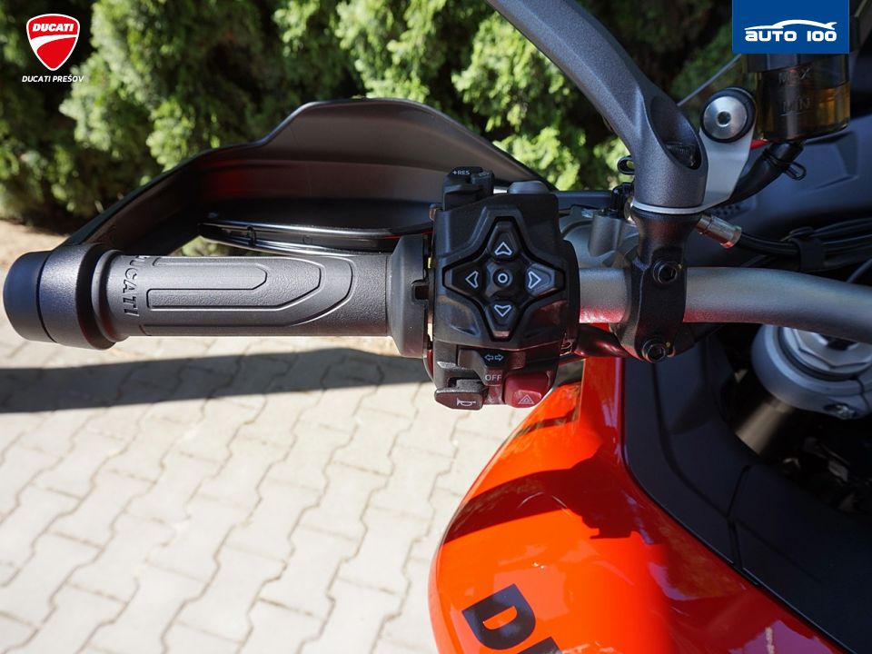 Ducati Multistrada V2S Travel Ducati Red