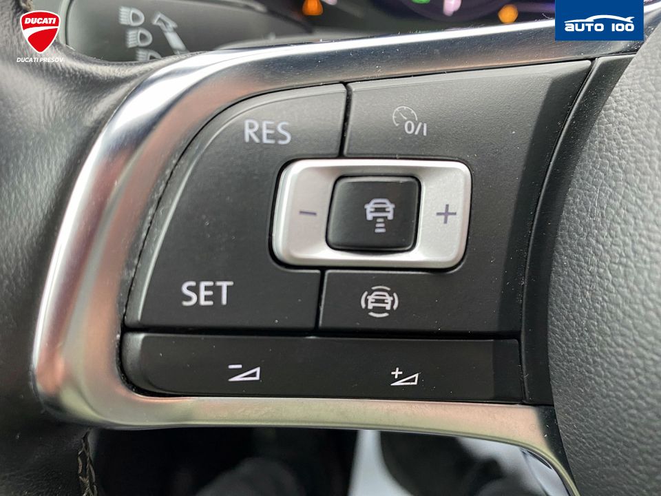 Volkswagen Tiguan Allspace R-line 2.0 TDI 140KW