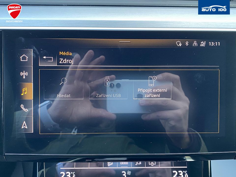 Audi e-tron Sportback S line quattro 230kW