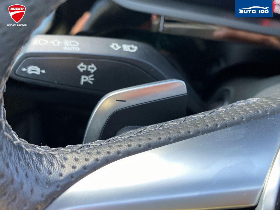 Audi e-tron Sportback S line quattro 230kW