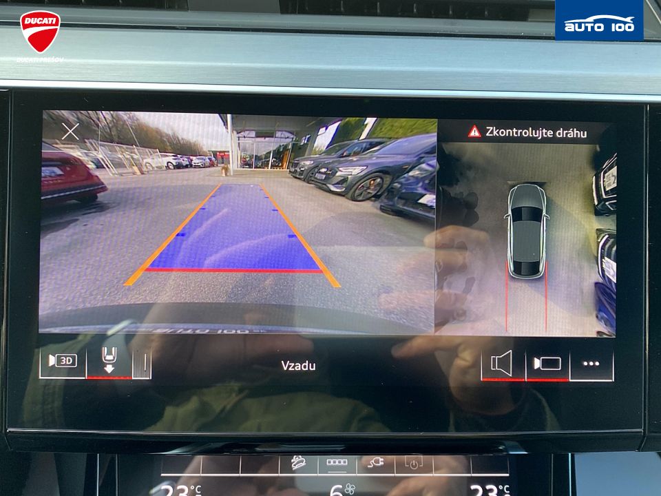 Audi e-tron Sportback S line quattro 230kW