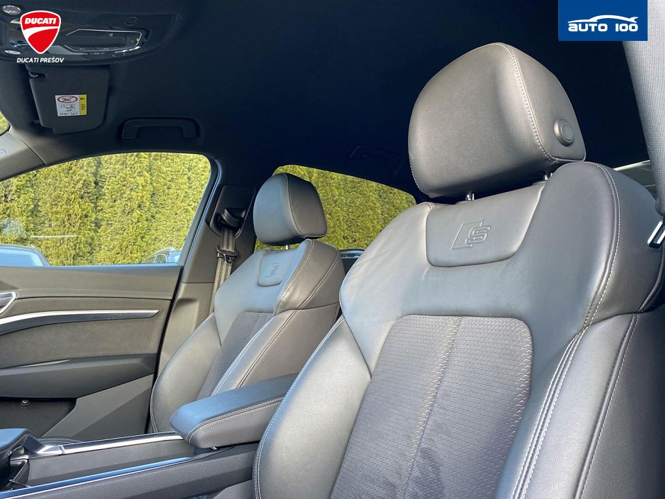 Audi e-tron Sportback S line quattro 230kW