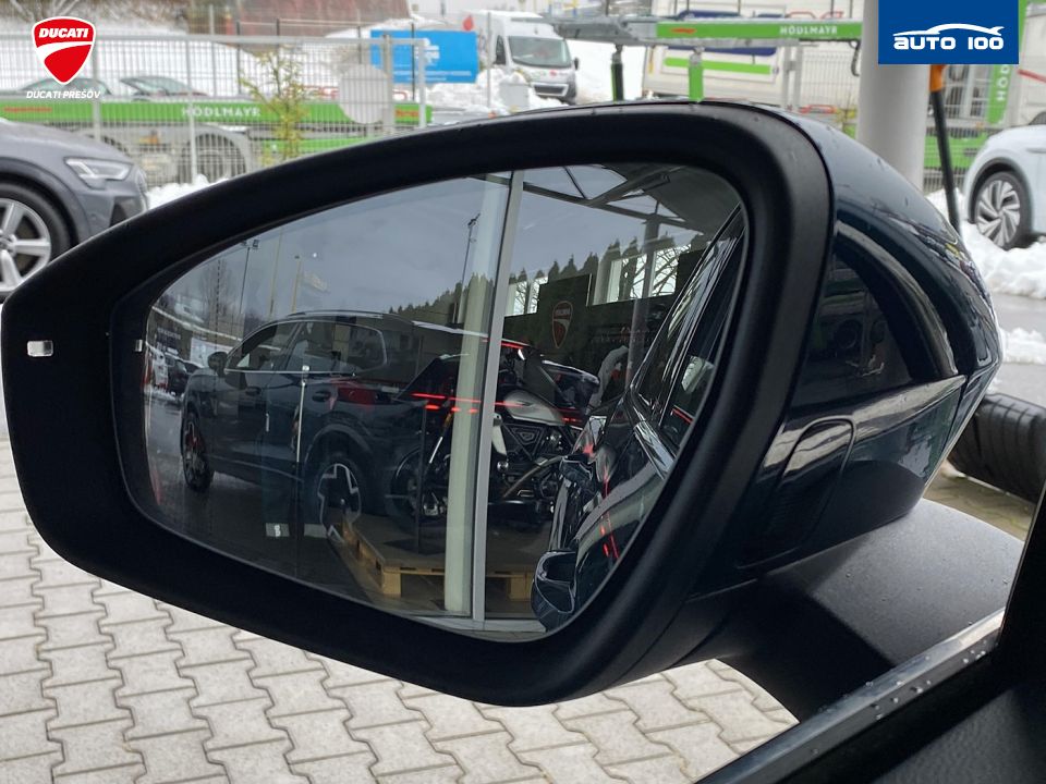 Volkswagen Tiguan R-Line 4Motion 2.0 TDI SCR 142kW 7-speed DSG