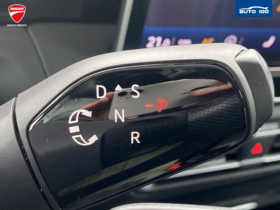 Volkswagen Tiguan R-Line 4Motion 2.0 TDI SCR 142kW 7-speed DSG