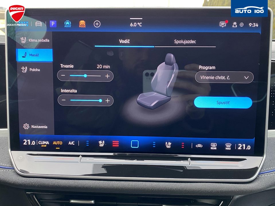 Volkswagen Passat R-Line 4x4 2.0 TDI 142kW DSG-7, Multi Matrix-Beam, Keyless Advanced