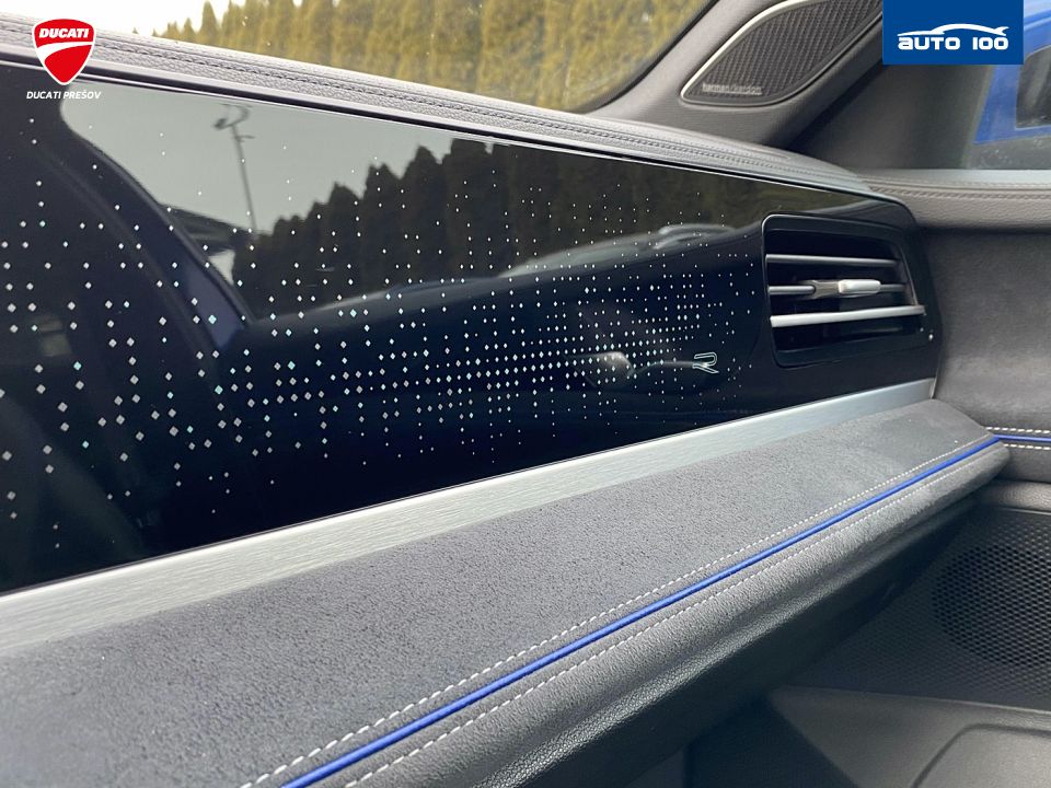 Volkswagen Passat R-Line 4x4 2.0 TDI 142kW DSG-7, Multi Matrix-Beam, Keyless Advanced