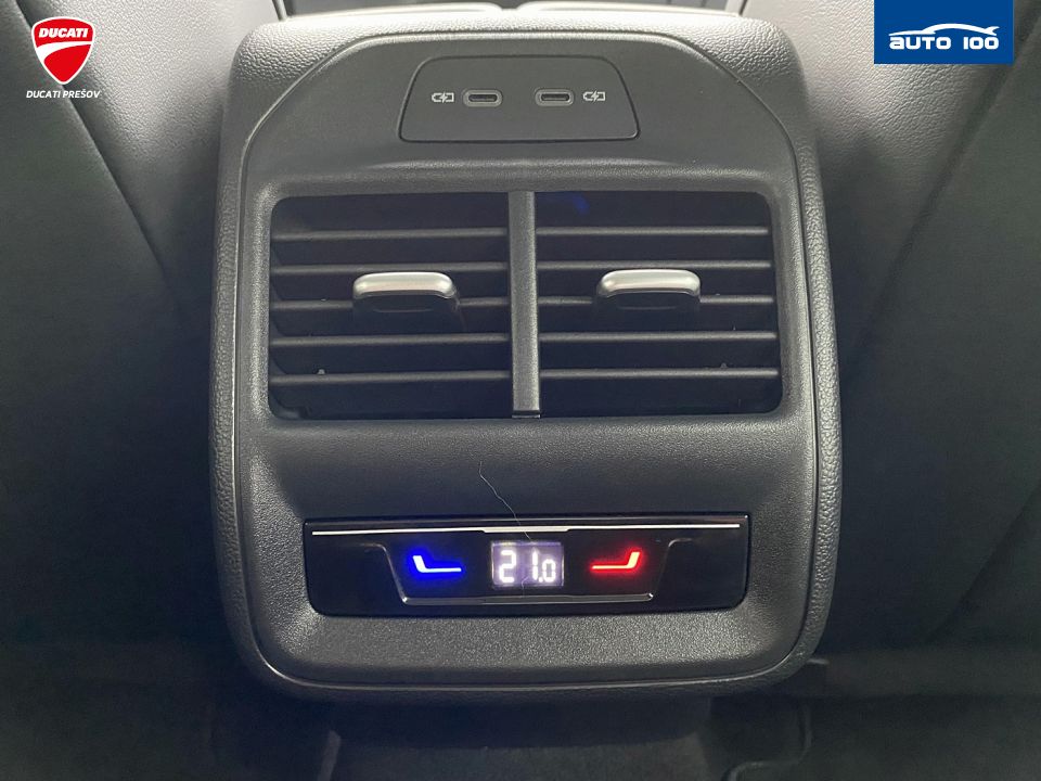 Volkswagen Passat R-Line 4x4 2.0 TDI 142kW DSG-7, Multi Matrix-Beam, Keyless Advanced