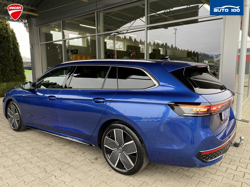 Volkswagen Passat R-Line 4x4 2.0 TDI 142kW DSG-7, Multi Matrix-Beam, Keyless Advanced