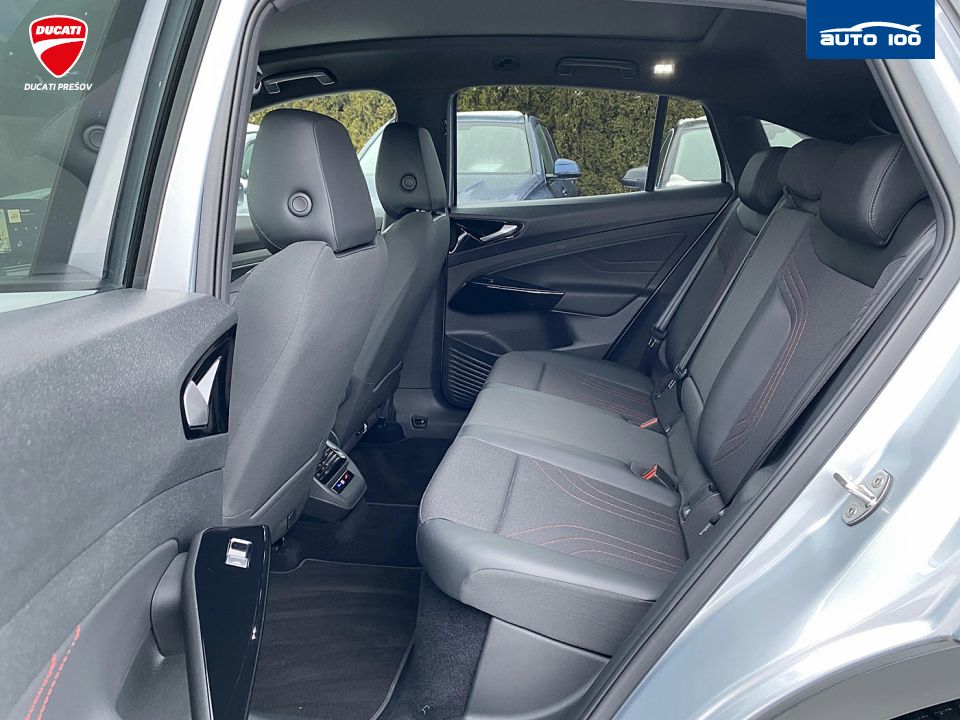 Volkswagen ID.5 GTX 4Motion electric 220kW