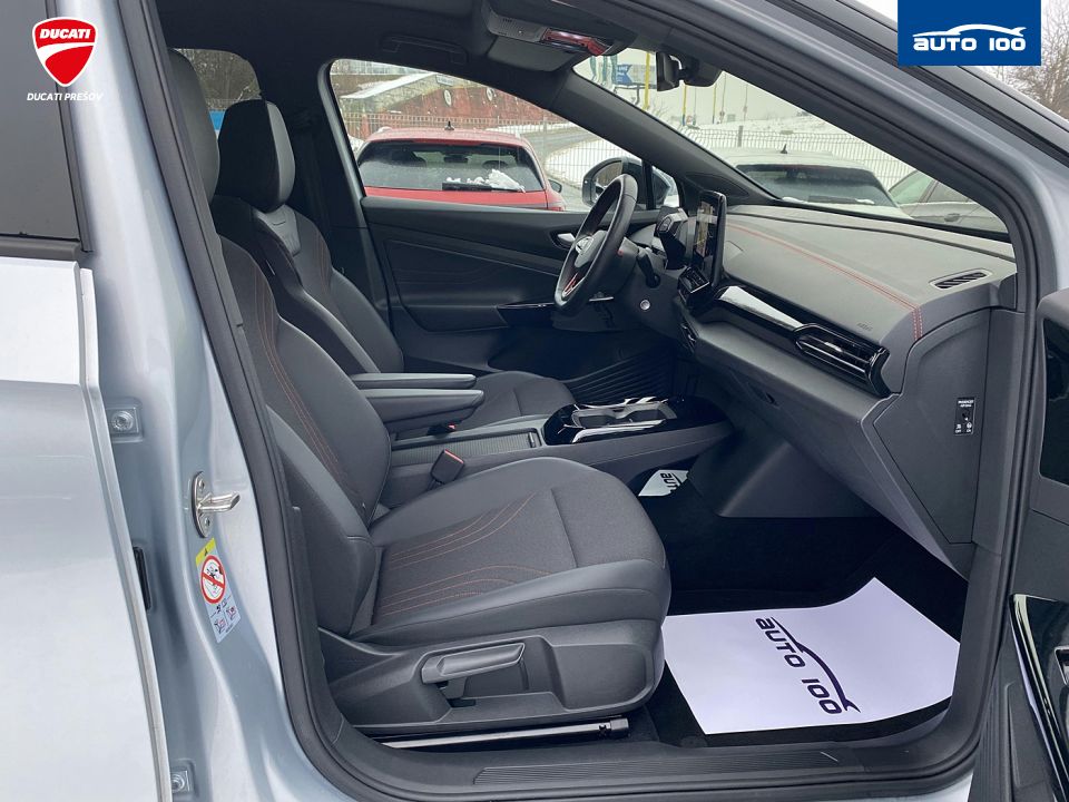 Volkswagen ID.5 GTX 4Motion electric 220kW