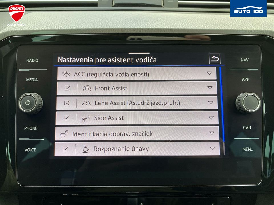 Volkswagen Passat Variant Business 2.0 TDI SCR 110kW