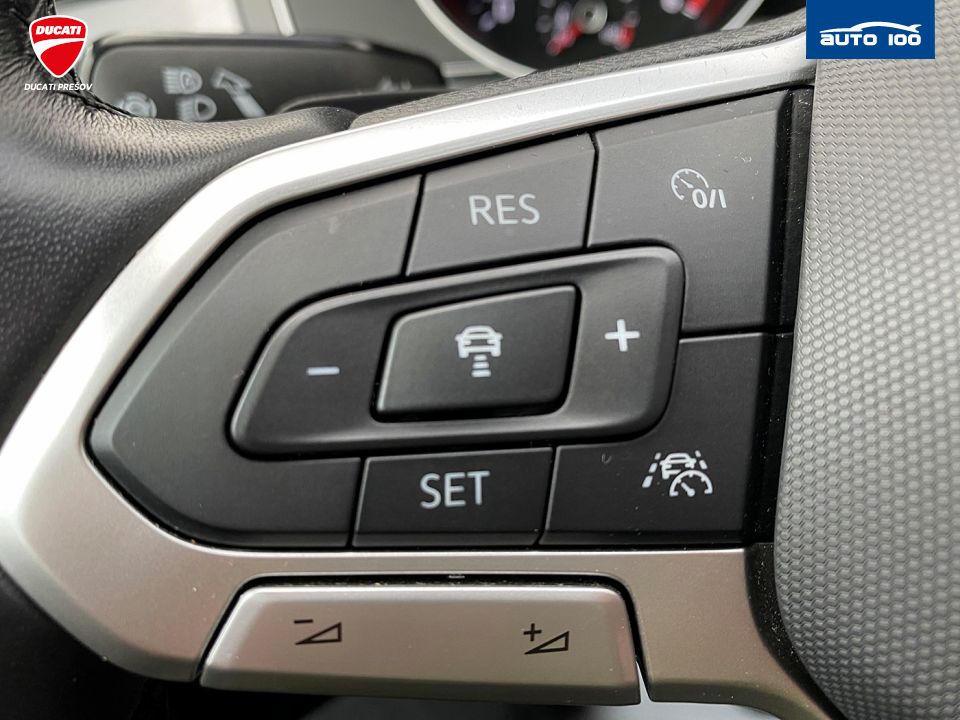 Volkswagen Passat Variant Business 2.0 TDI SCR 110kW