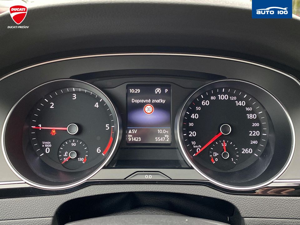 Volkswagen Passat Variant Business 2.0 TDI SCR 110kW