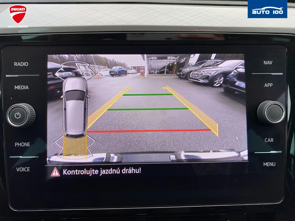 Volkswagen Passat Variant Business 2.0 TDI SCR 110kW