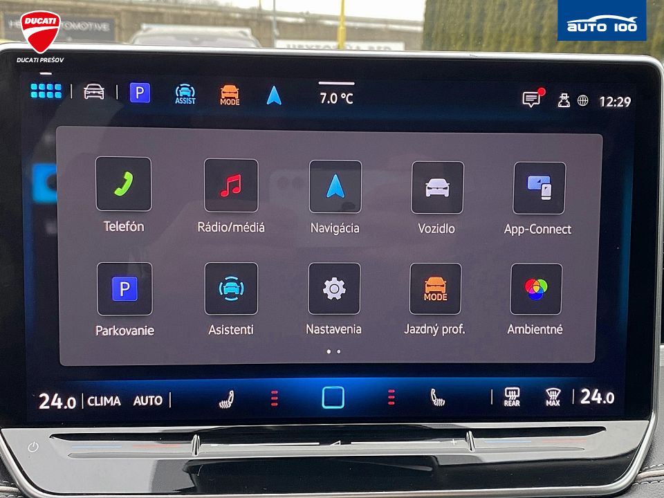 Volkswagen Passat Elegance 2.0 TDI 110kW, Matrix, Keyless, 360 kamera.