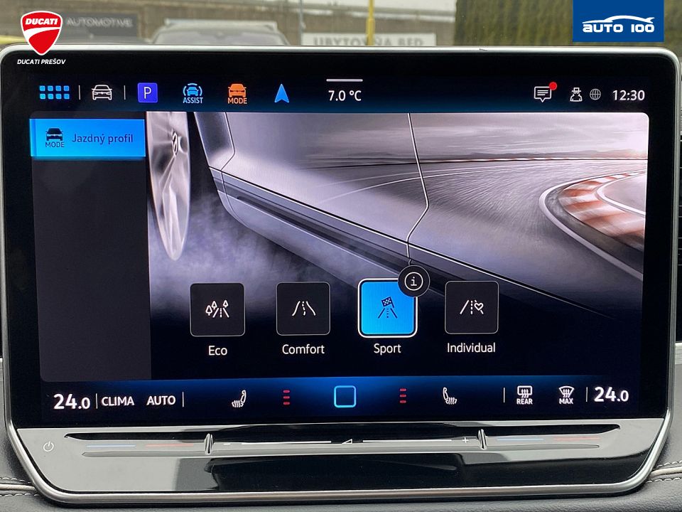 Volkswagen Passat Elegance 2.0 TDI 110kW, Matrix, Keyless, 360 kamera.