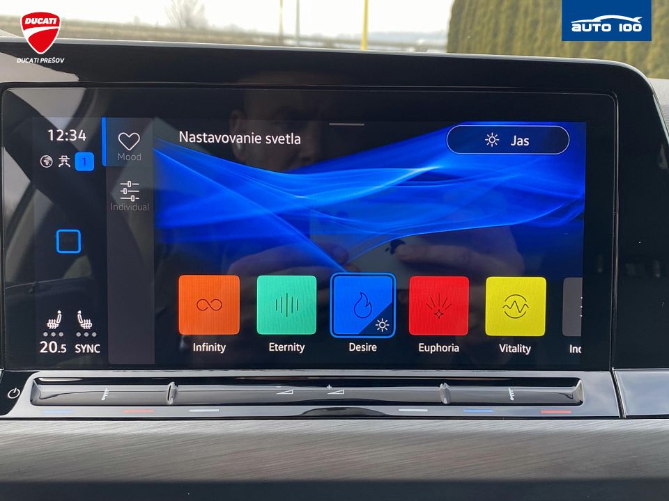 Volkswagen Golf Variant Style 2.0 TDI 110kW  Matrix-Beam,