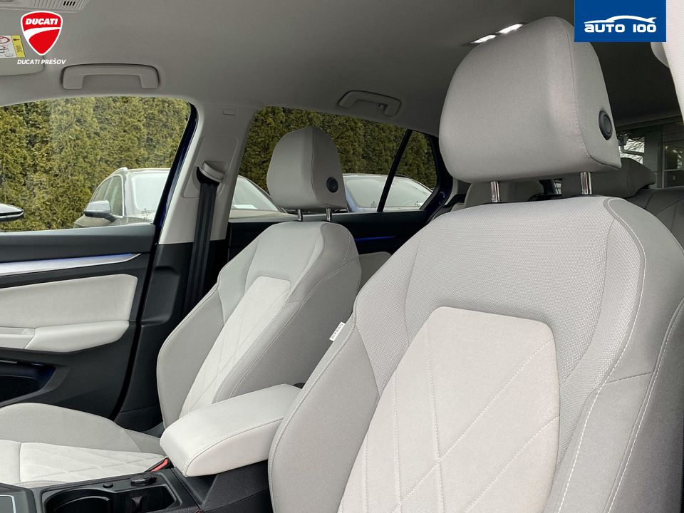 Volkswagen Golf 1.5 eTSI 96kw DSG-7