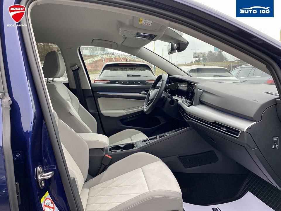 Volkswagen Golf 1.5 eTSI 96kw DSG-7