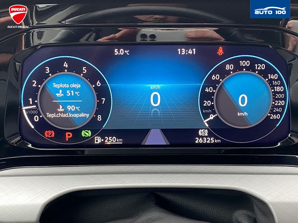 Volkswagen Golf 1.5 eTSI 96kw DSG-7