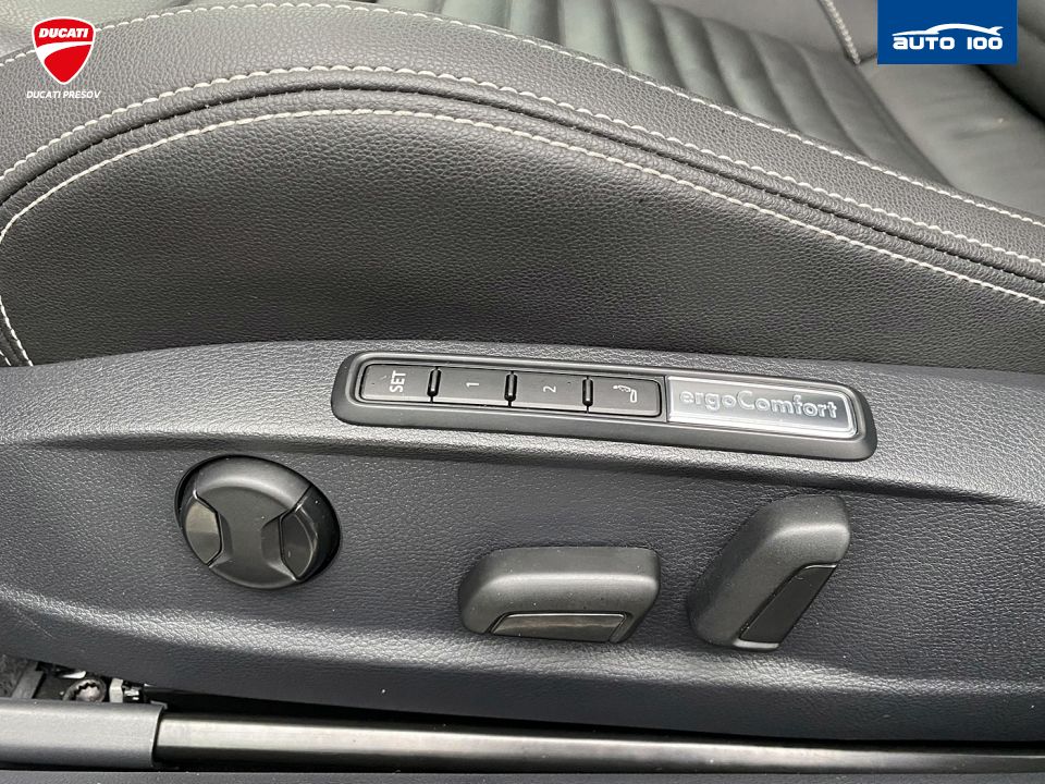 Volkswagen Passat Alltrack Variant 4Motion 2.0 TDI SCR 147kW Matrix-Beam, Keyless-Entry