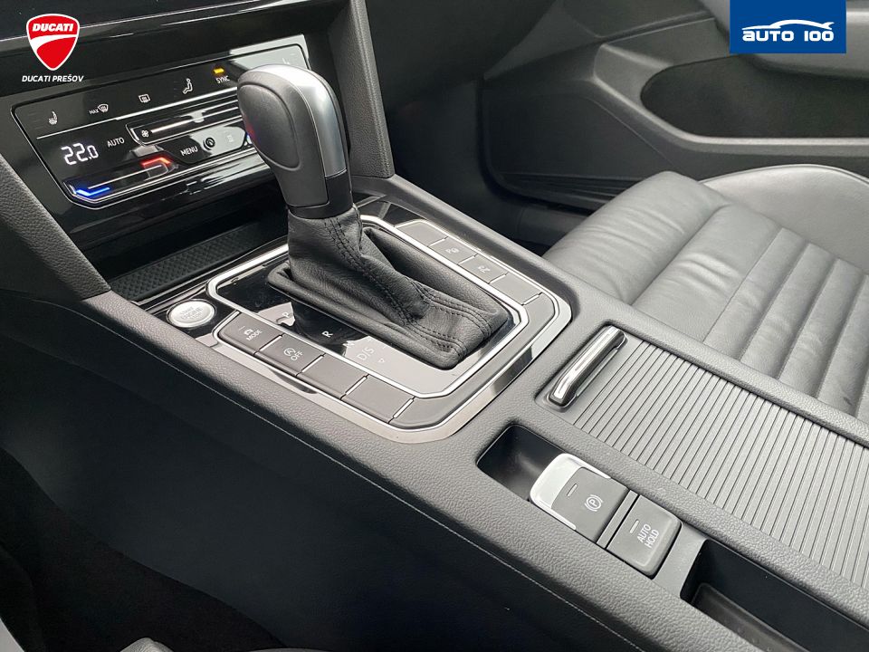 Volkswagen Passat Alltrack Variant 4Motion 2.0 TDI SCR 147kW Matrix-Beam, Keyless-Entry