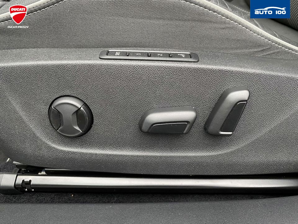 Škoda Enyaq RS 4x4 220 KW, Matrix Beam, Key less, DCC, tepelné čerpadlo