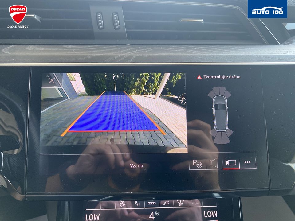 Audi e-tron S line quattro 55 electric 300kW, SoH 95,5%