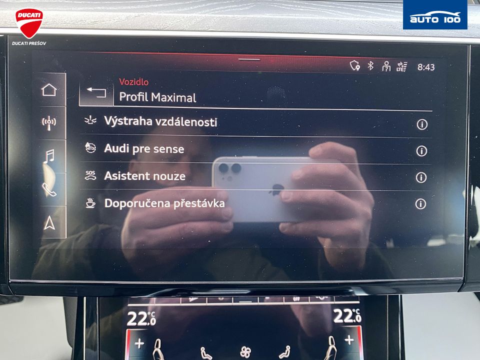 Audi e-tron S line quattro 55 electric 300kW