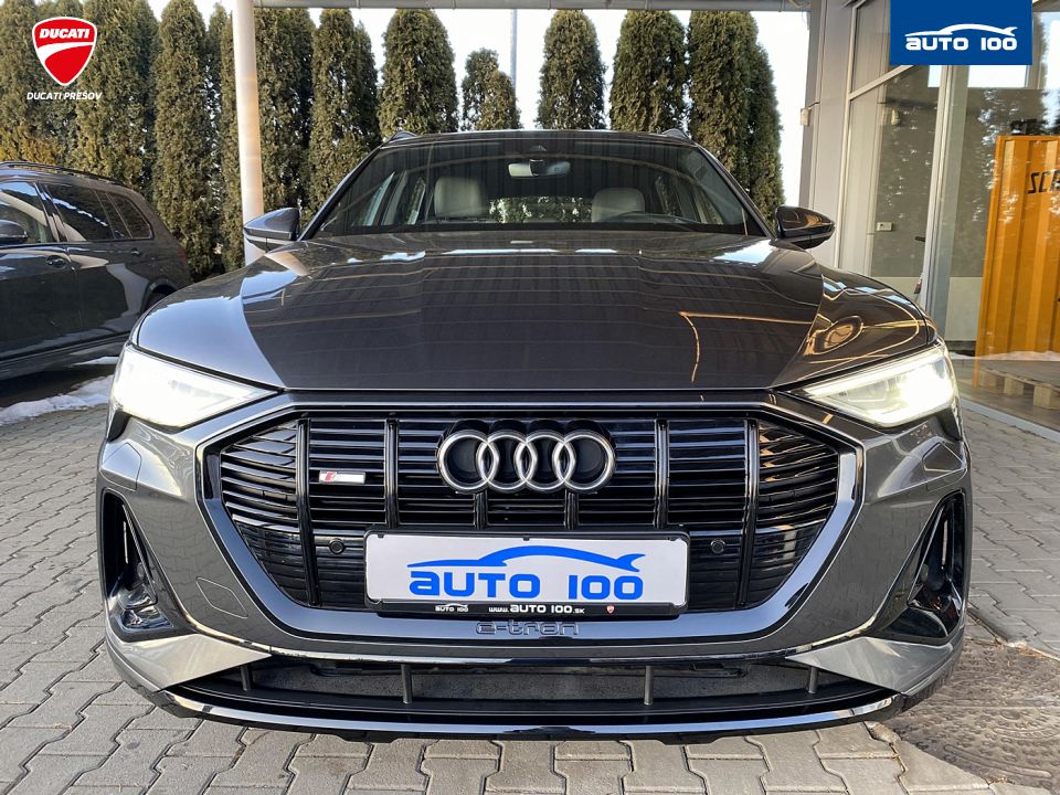 Audi e-tron S line quattro 55 electric 300kW