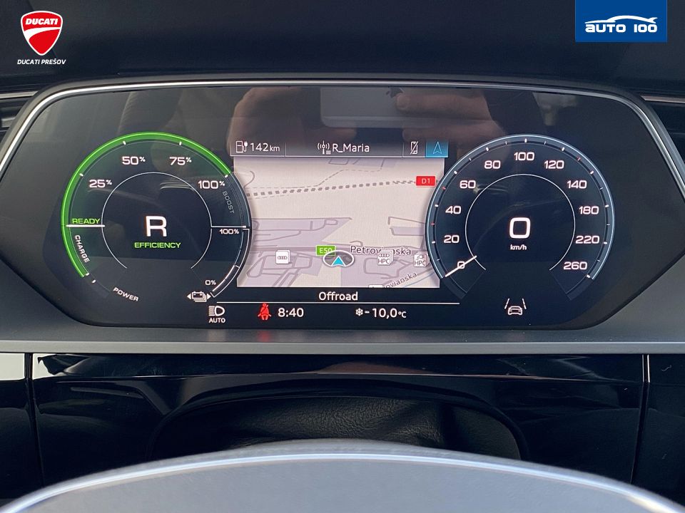 Audi e-tron S line quattro 55 electric 300kW