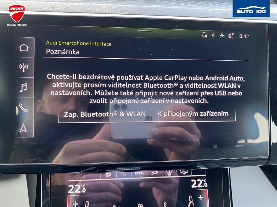 Audi e-tron S line quattro 55 electric 300kW