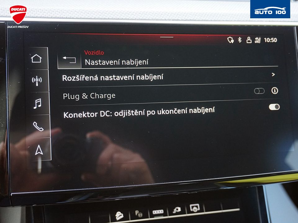 Audi e-tron S line quattro 50 electric 230kW "Black Edition"