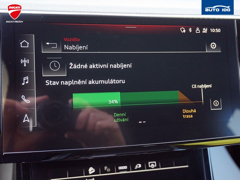 Audi e-tron S line quattro 50 electric 230kW "Black Edition"