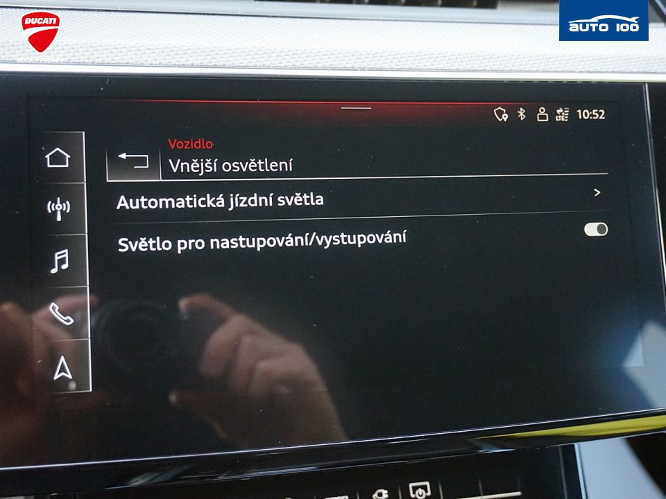 Audi e-tron S line quattro 50 electric 230kW "Black Edition"