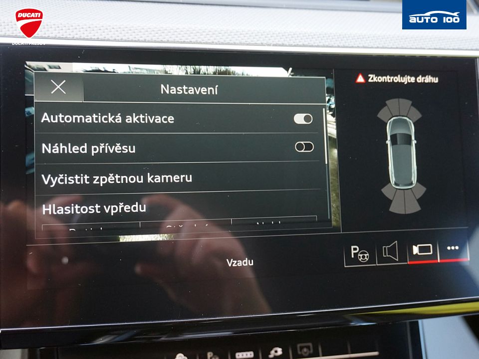 Audi e-tron S line quattro 50 electric 230kW "Black Edition"