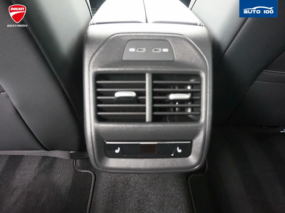 Volkswagen Passat R-Line 4Motion 2.0 TDI SCR 142kW