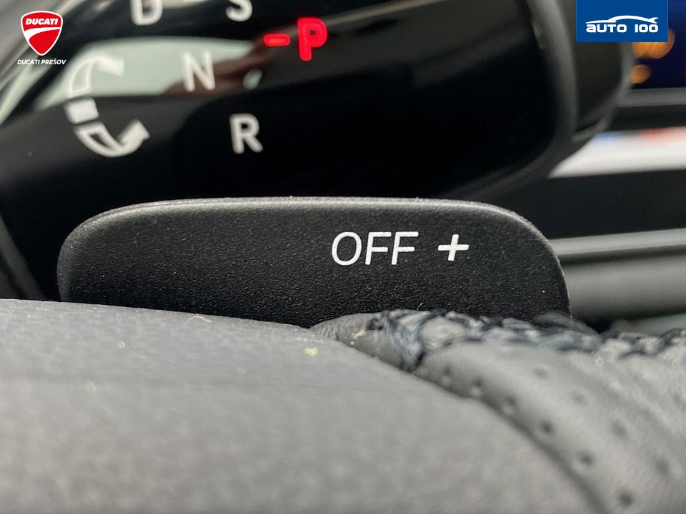 Volkswagen Passat R-Line 4Motion 2.0 TDI SCR 142kW