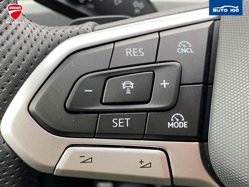 Volkswagen Passat R-Line 4Motion 2.0 TDI SCR 142kW