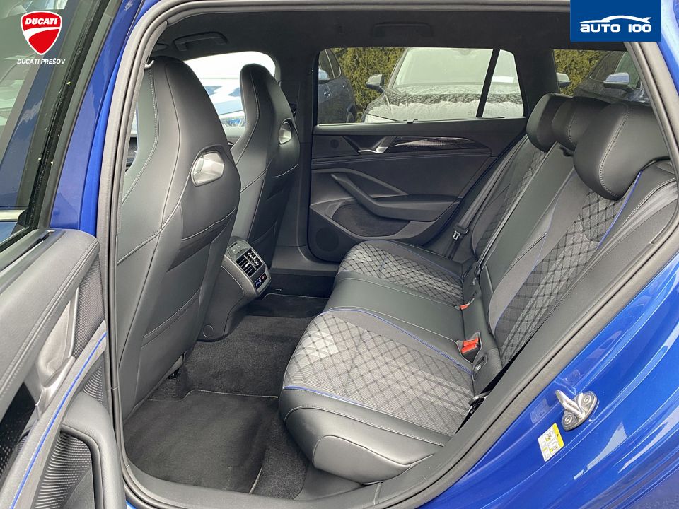 Volkswagen Passat R-Line 4Motion 2.0 TDI SCR 142kW