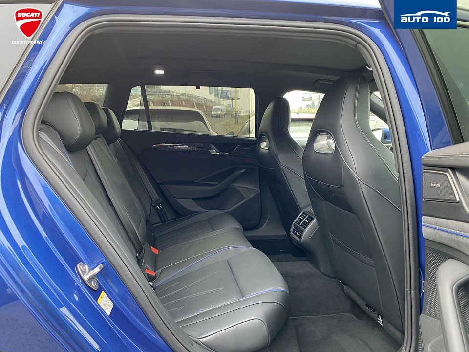 Volkswagen Passat R-Line 4Motion 2.0 TDI SCR 142kW