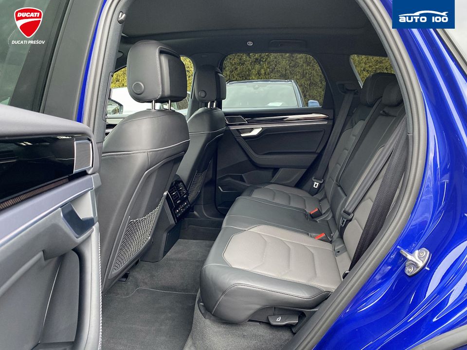 Volkswagen Touareg R-Line 4Motion 3.0 TDI SCR 210kW 8-speed Tiptronic