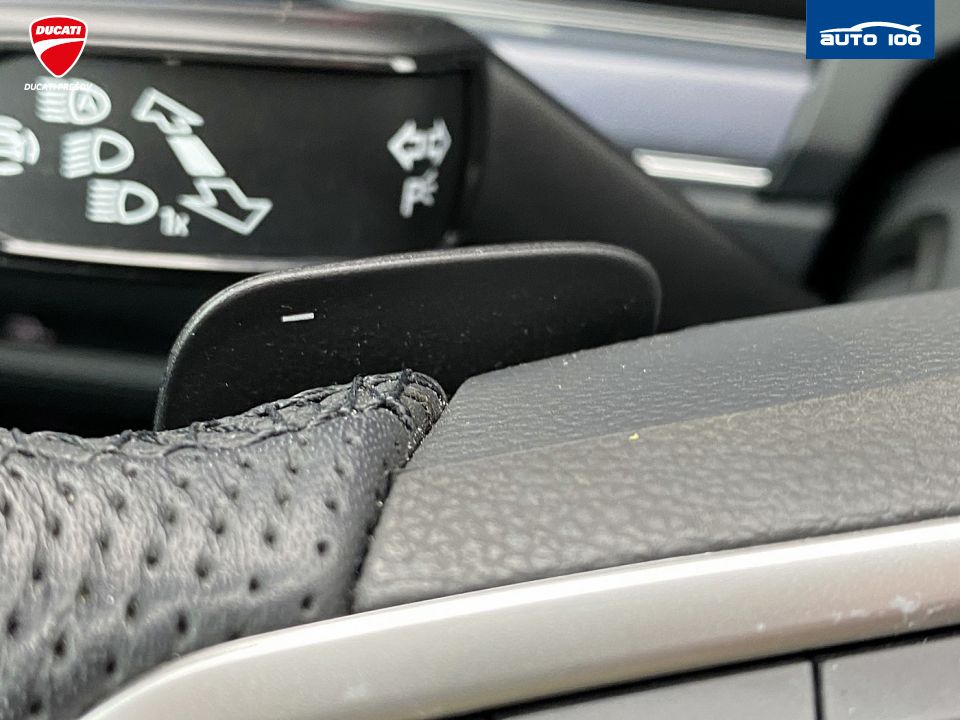 Volkswagen Touareg R-Line 4Motion 3.0 TDI SCR 210kW 8-speed Tiptronic