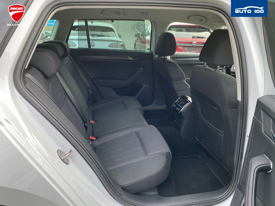 Škoda Superb Estate Style 2.0 TDI 110kW  DSG