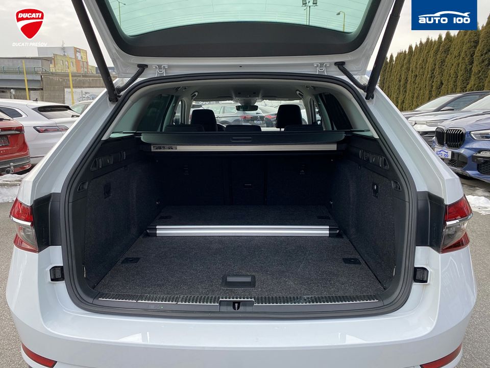 Škoda Superb Estate Style 2.0 TDI 110kW  DSG