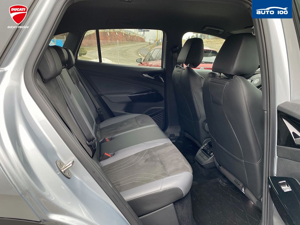 Volkswagen ID.4 PRO 128kW, 82 kWh.