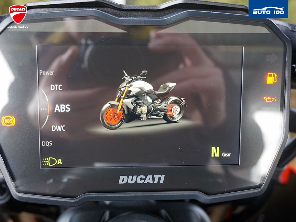 Ducati Diavel V4 RS