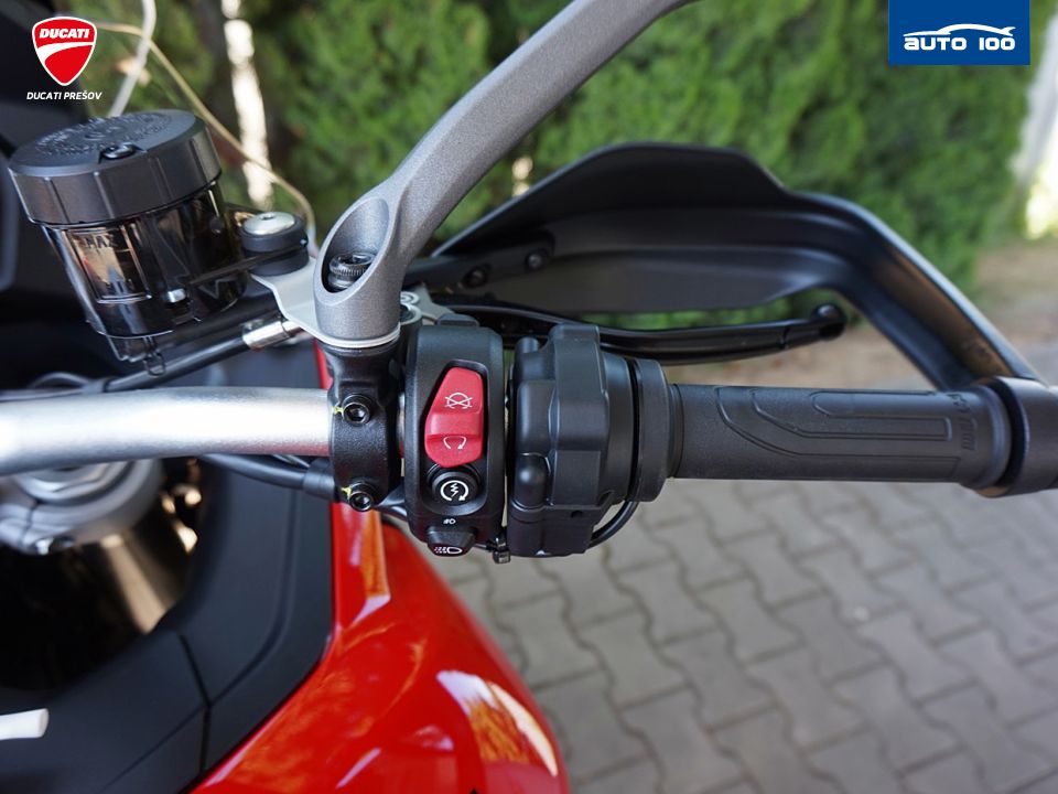 Ducati Multistrada V2S Travel